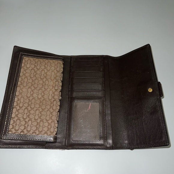 Coach Wallet - Picture 3 of 5
